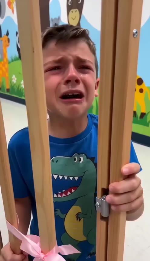 A Mother Uncovers a Daycare Worker's Lie After Her Son Screams at a Locked Gate