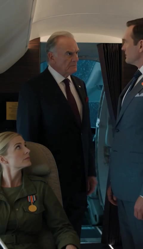 The Banker Mocked a Disabled Veteran — Until the Minister Revealed the Plane Was Hers