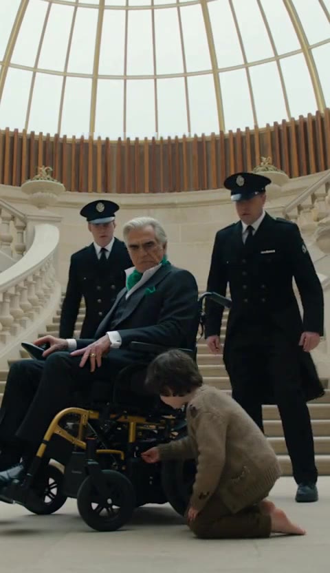 The Barefoot Boy Saw the Sabotaged Wheelchair—and Saved a Tycoon's Life