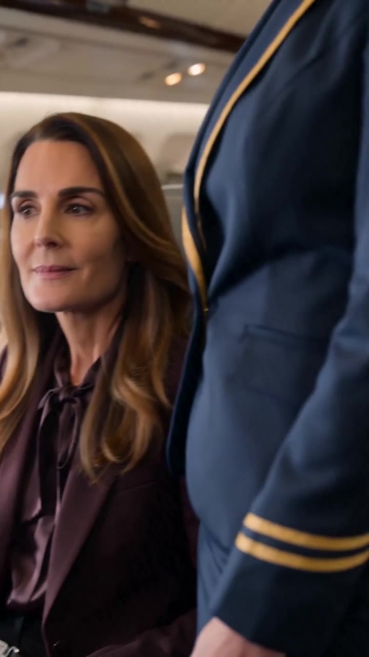 Boarding a First Class Flight, She Discovered Her Husband’s Darkest Secret in the Cockpit