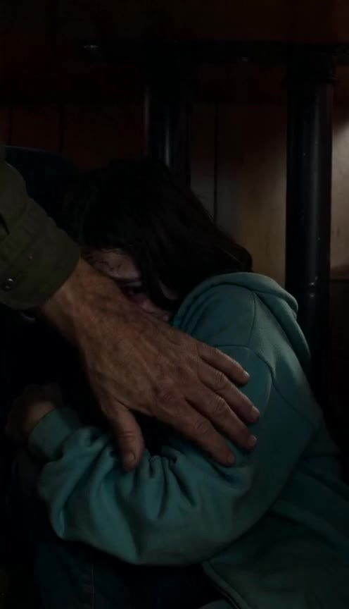 A Brave Stranger Protects a Terrified Girl Hiding Under His Diner Booth