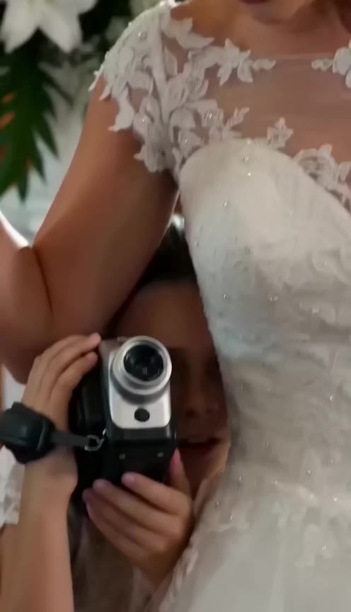 The Bride Stopped Her Wedding After Her Little Niece Played a Hidden Recording
