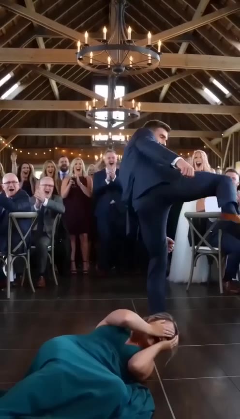My Brother and His Bride Mocked My Fall, Until My Husband Revealed the Truth