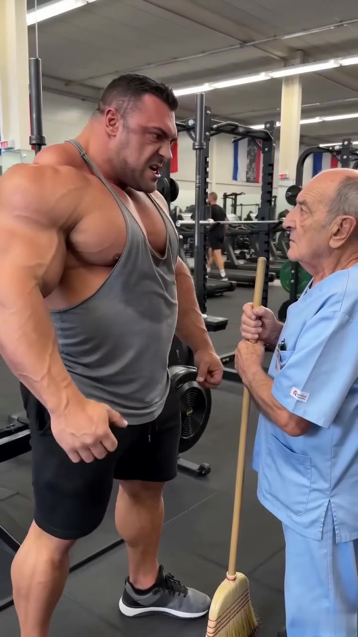 Ce champion a humilié un vieux balayeur sans connaître son incroyable passé
