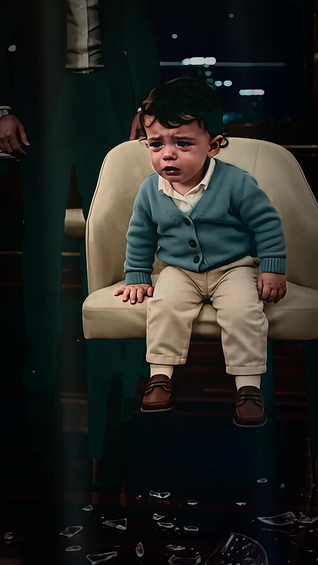 A Crying Toddler at a Luxury Restaurant Begged for His Mother—Then He Sang a Song That Stunned a Stranger