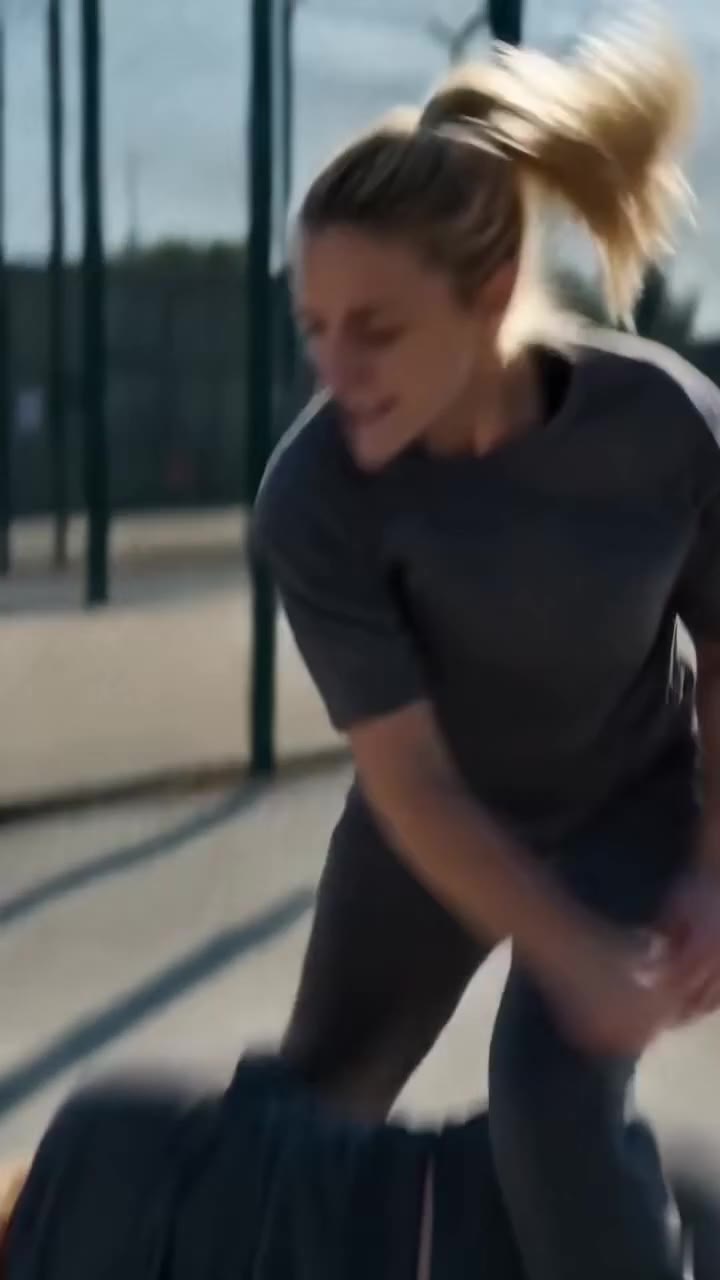 Derrière les barreaux, une détenue trahie trouve une alliée inattendue pour survivre