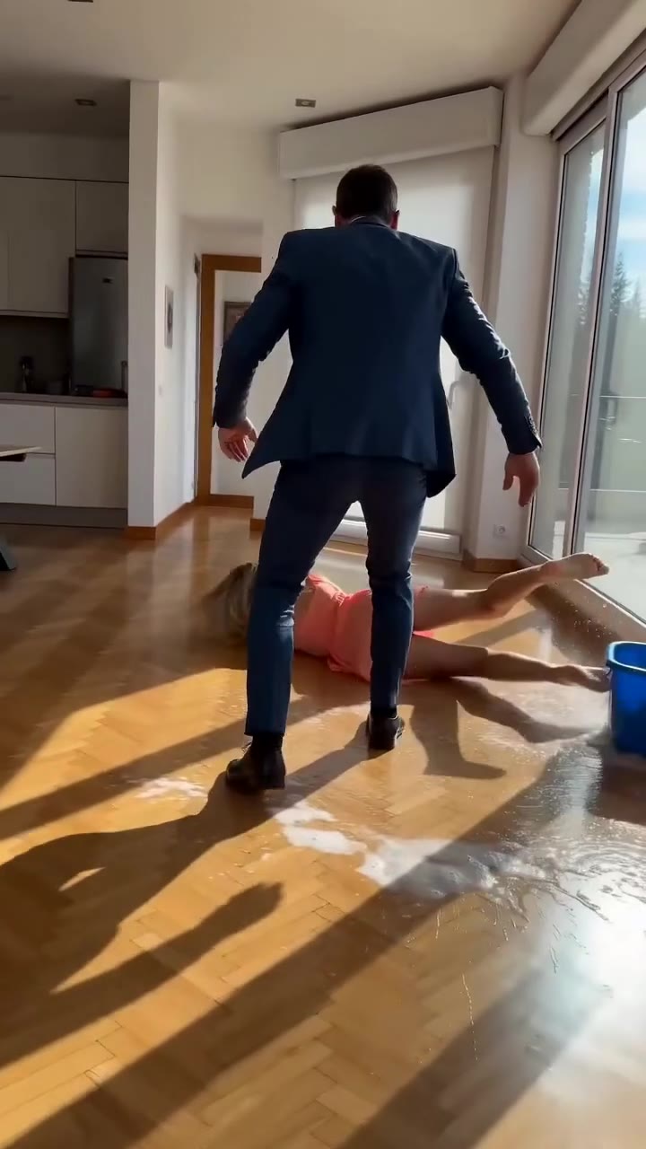 Descubrí a mi esposa humillando a mi madre anciana y tomé una decisión radical