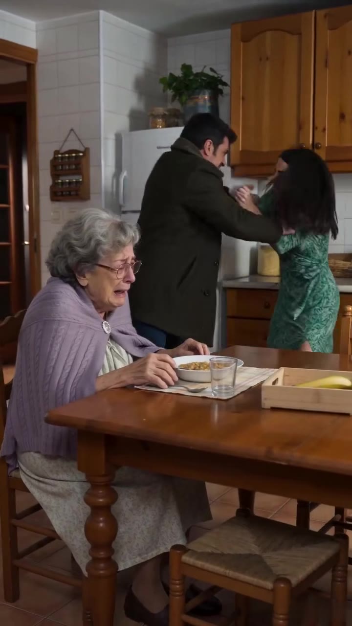 Descubrí el horror que vivía mi madre y la verdad destrozó nuestra familia para siempre