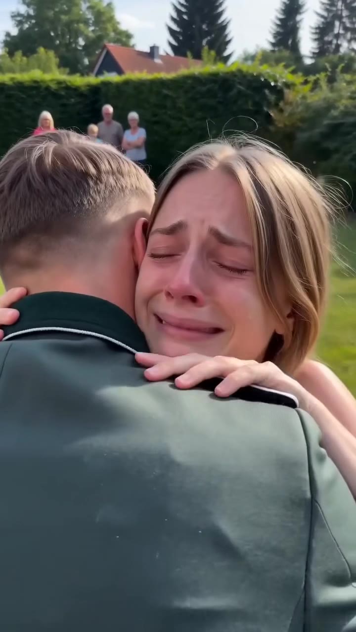 Die grausame Pflegerin demütigte mich im Rollstuhl – bis mein totgeglaubter Bruder plötzlich vor ihr stand
