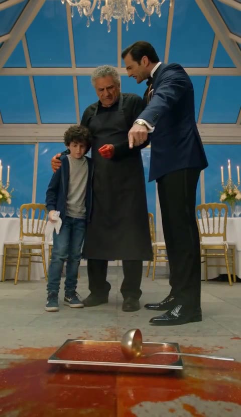 The Dishwasher Dad Was Humiliated by a Maître d'—Then His Son Walked In