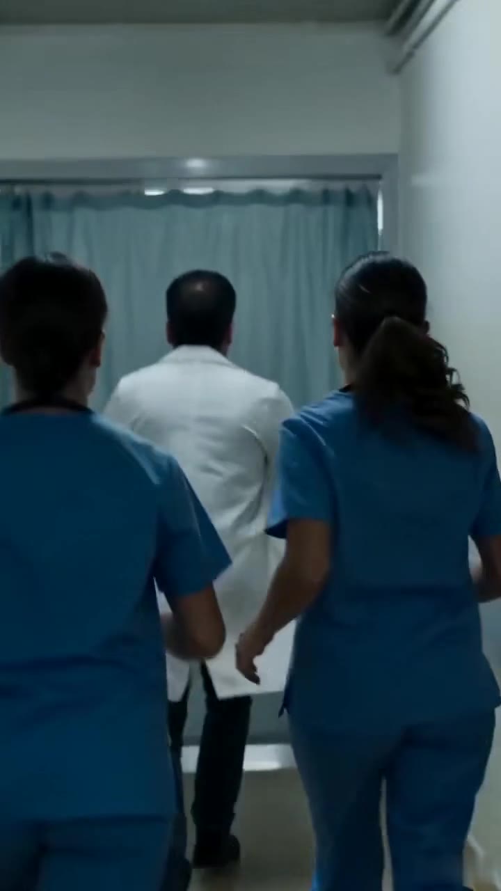 La doctora que enfrentó a un paciente poderoso para salvar a su familia