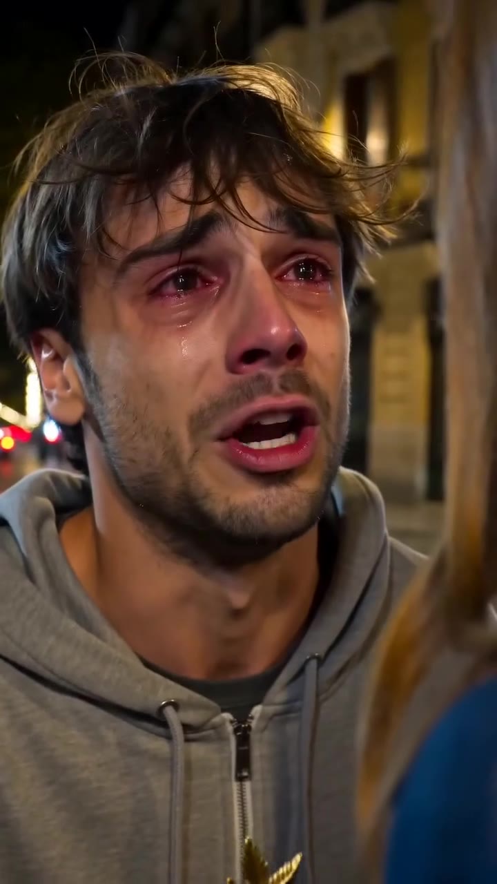 El broche de un extraño en la calle reveló el secreto de mi familia