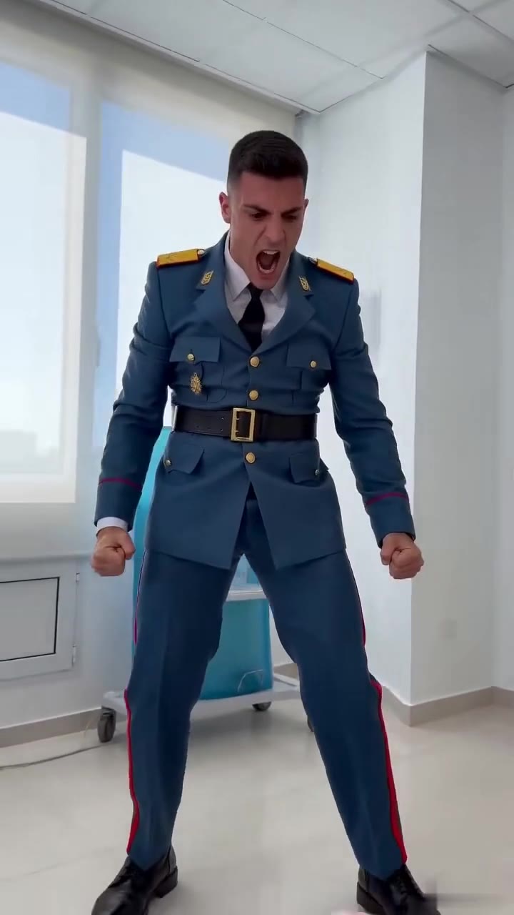 El regreso de un soldado desenmascara la peor traición contra su abuela