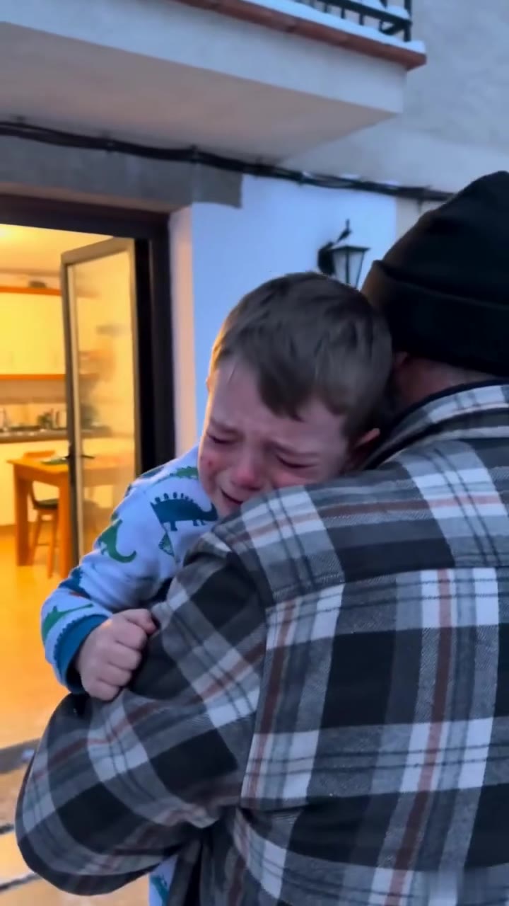 El rescate de mi nieto en la nieve reveló el oscuro secreto de mi propio hijo