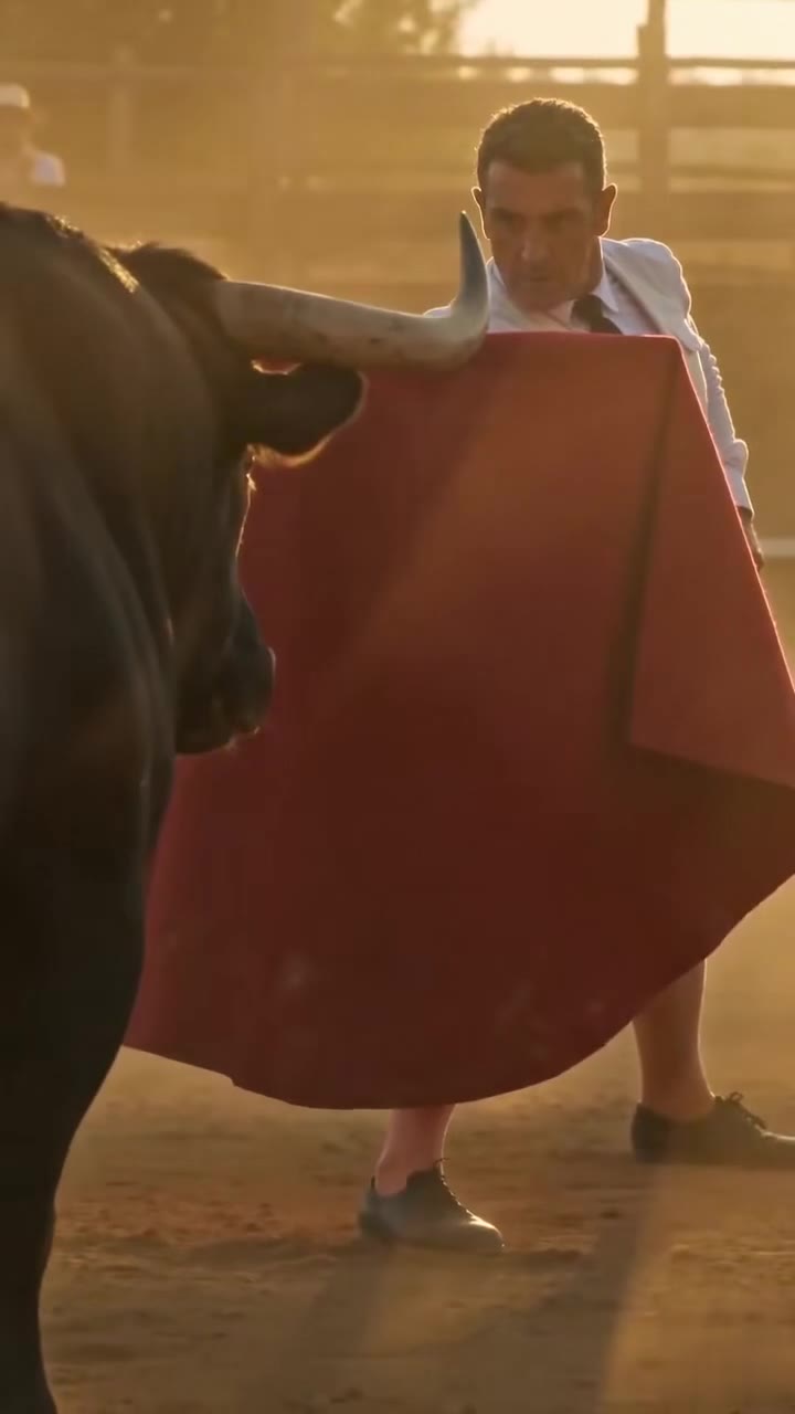El secreto de mi padre me salvó la vida frente a un toro imponente