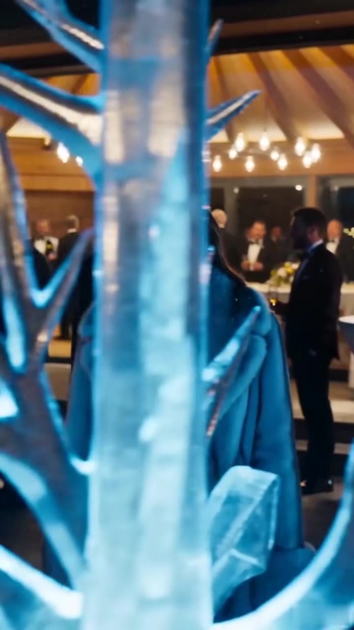 El secreto oculto tras la escultura de hielo que destrozó a mi familia