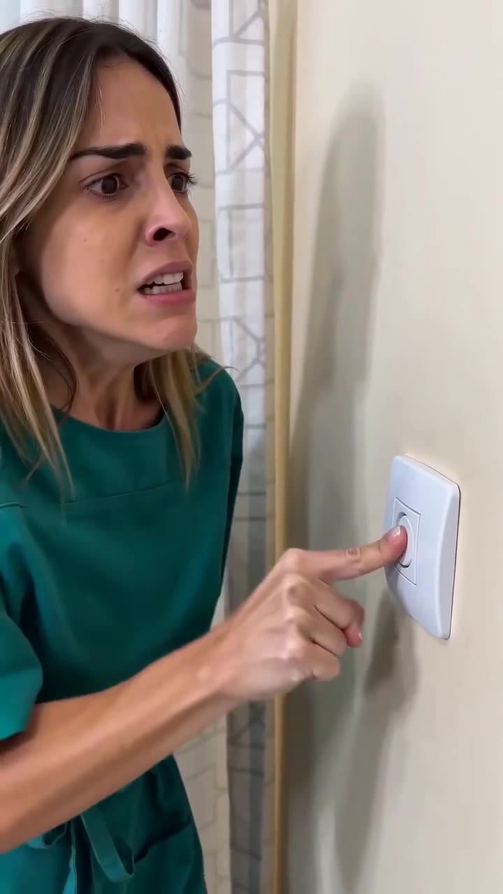 El secreto que mi esposa intentó silenciar en la habitación de mi madre