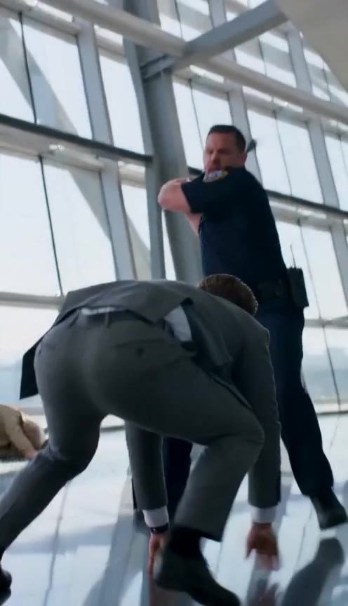 An Elderly Woman Is Brutally Attacked in Public, But Her Secret Identity Changes Everything