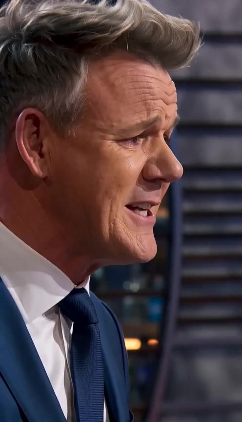 Famous Judge Recognizes His Long-Lost Sister's Secret Recipe in a Young Contestant's Dish