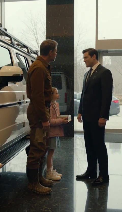 The Farmer Who Bought a Luxury SUV Humiliated the Snob — Then Everything Changed