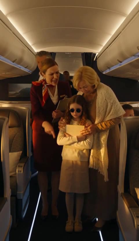 Flight Attendant Mocked a Blind Girl on My Plane—Then I Showed Her My Chairman Pass