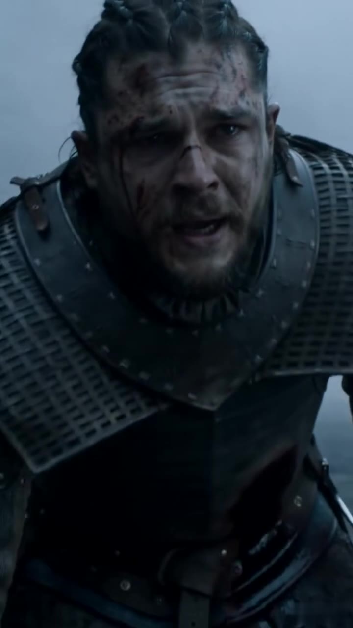 The Forgotten Boy Who Pulled the Sacred Blade and Shook the Empire