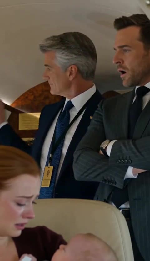 The Hedge-Fund Bully Mocked a Mother on My Jet—Then I Showed Him the Name on the Plane
