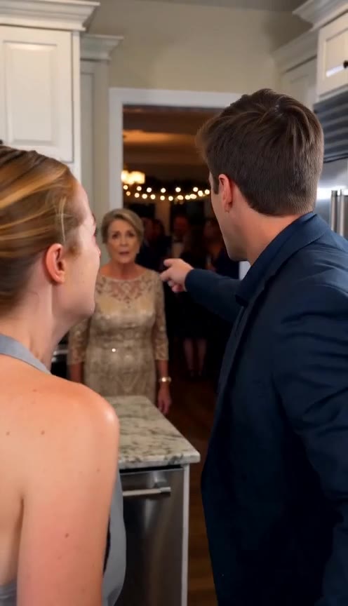 His Wealthy Mother Forced Me to Wash Dishes, but His Reaction Changed Everything