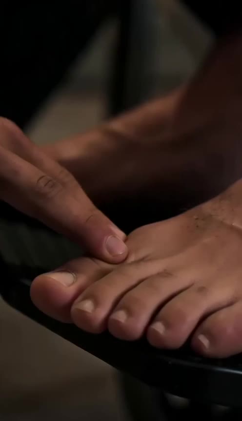 The Homeless Boy Who Cured My Paralysis in Seconds Revealed a Shocking Family Secret