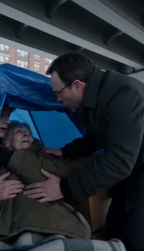 A Homeless Teen Gave His Only Coat to a Freezing Stranger, Unlocking a Miracle