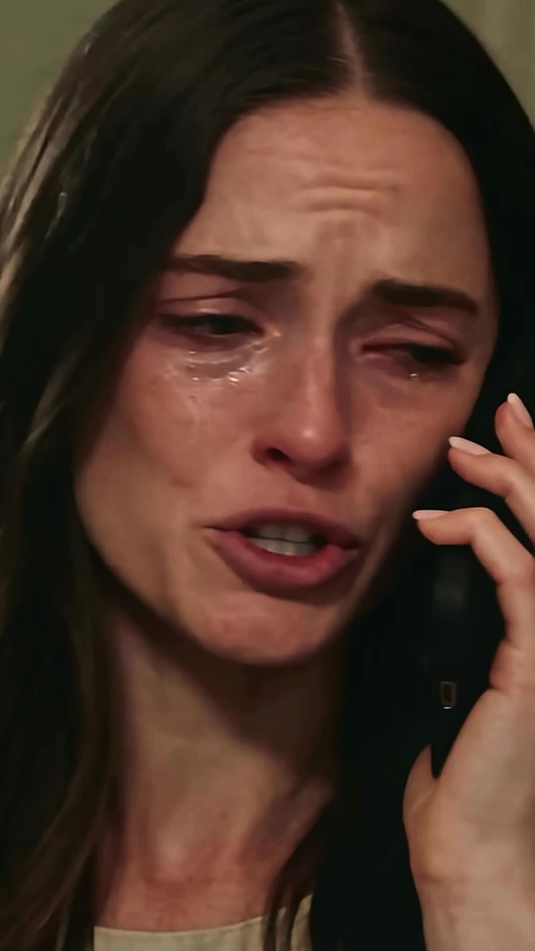 The Hotel Manager Slapped My Baby and Me — Then My Dad Walked In