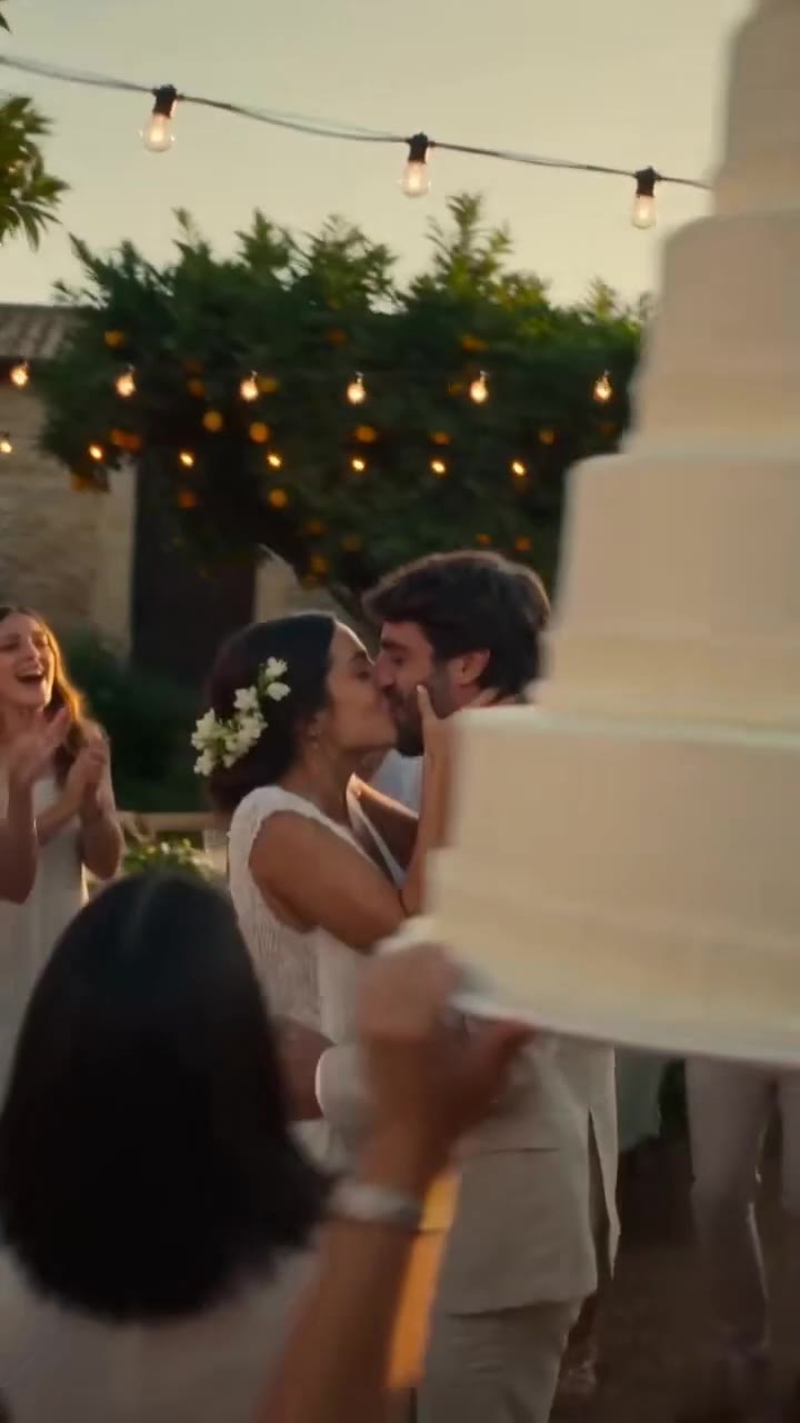 La humillación de mi suegra en mi boda reveló el secreto más oscuro de su pasado