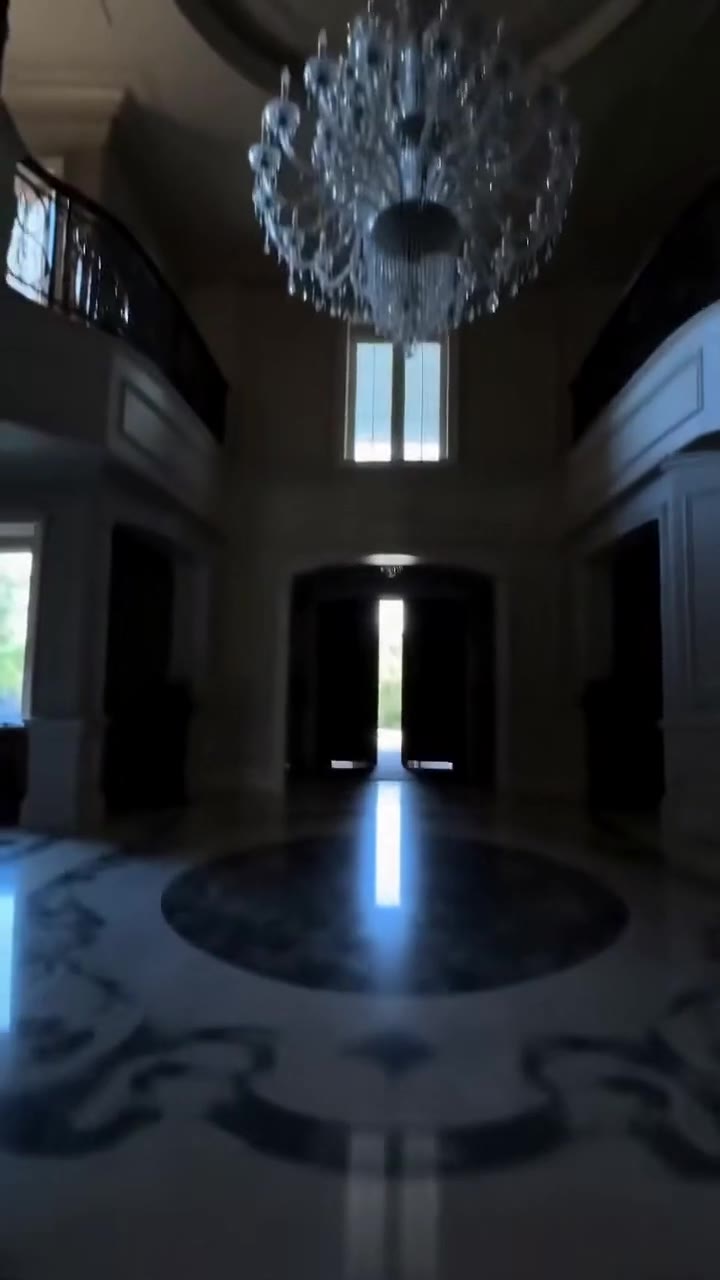 My Husband Vanished From Our Mansion Overnight—Then His Mother Showed Up With Police