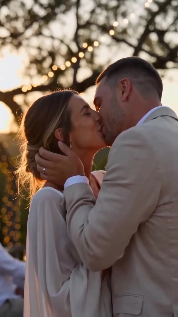 Their Joyful Wedding Duet Was Interrupted When the Groom's Mother Exposed a Shocking Secret