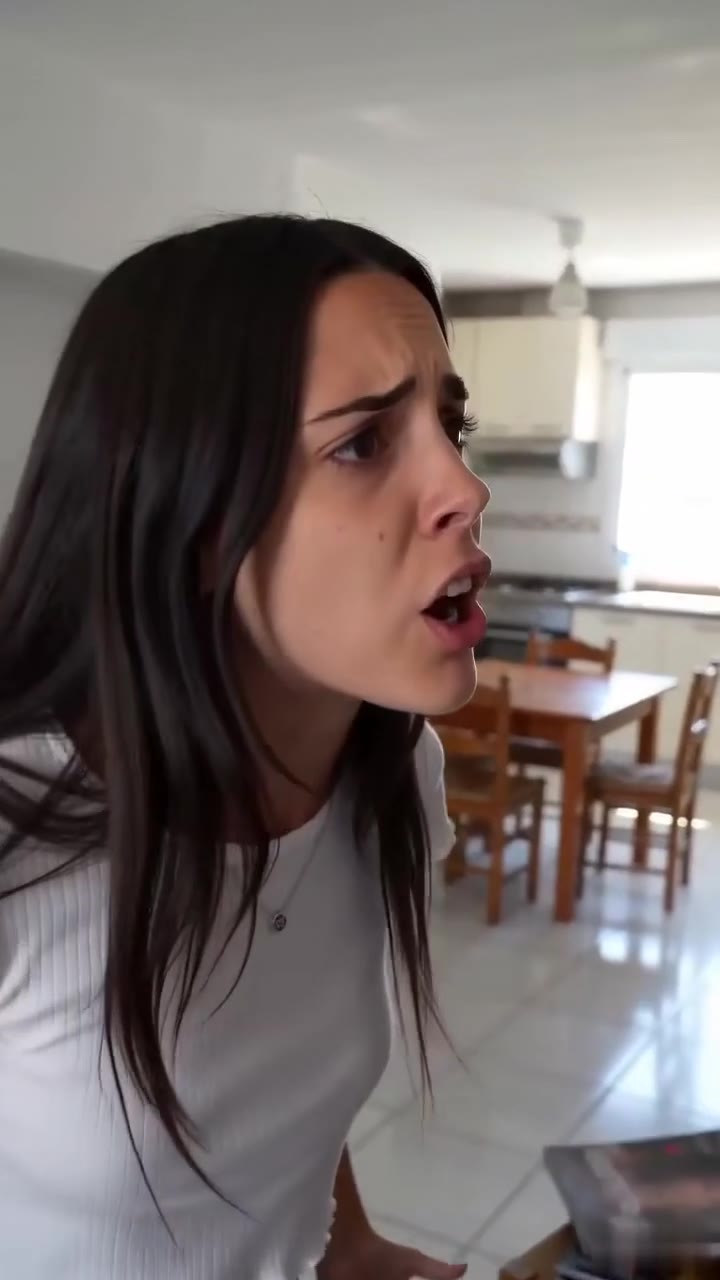 La agresión de mi suegra junto a la cuna ocultaba un secreto familiar imperdonable