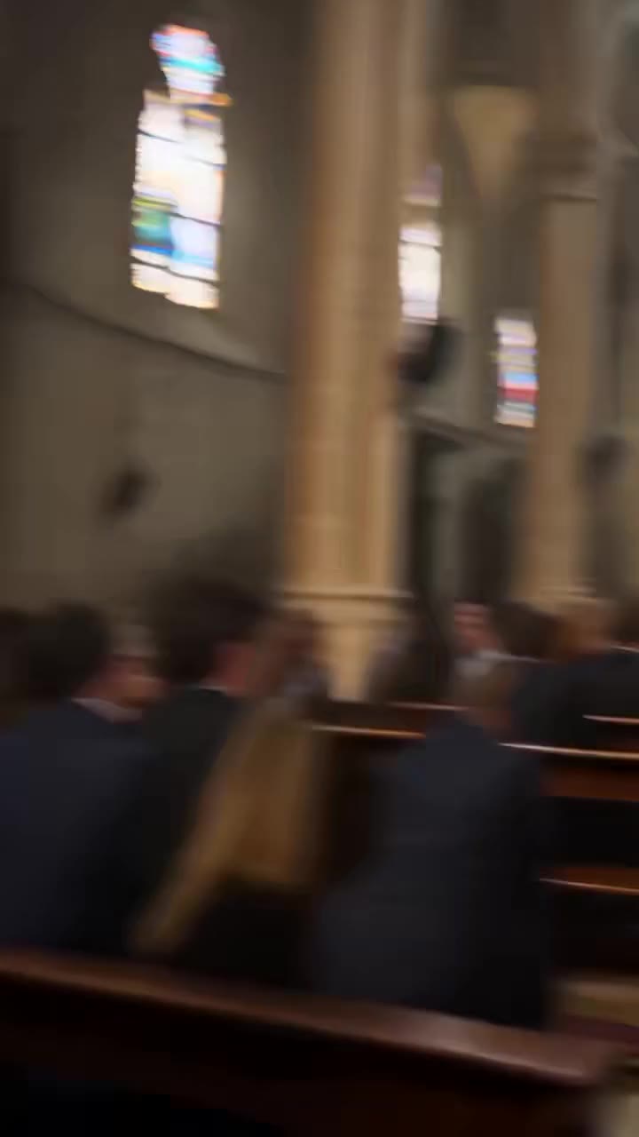 La bofetada en el altar que destruyó mi boda y reveló una traición familiar imperdonable