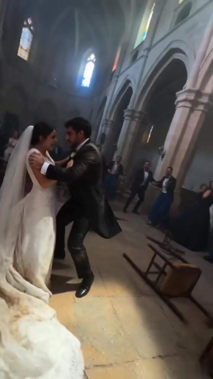 La bofetada en el altar que reveló el secreto más oscuro de mi boda