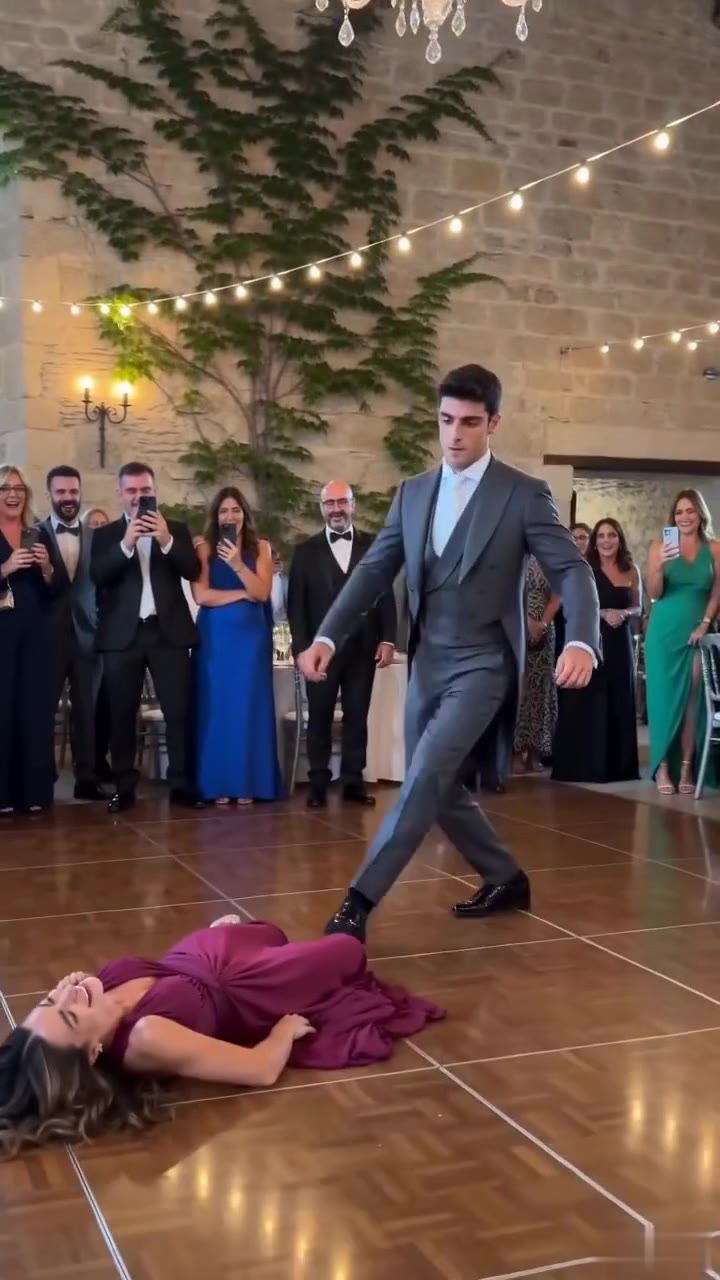 La humillación pública de mi hermana en su boda se convirtió en su peor pesadilla