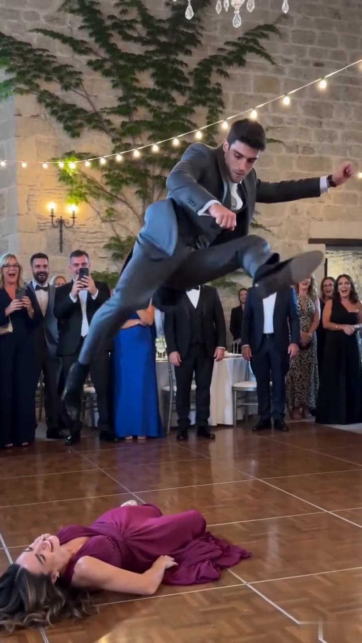 La humillación pública de mi hermana en su boda se convirtió en su peor pesadilla