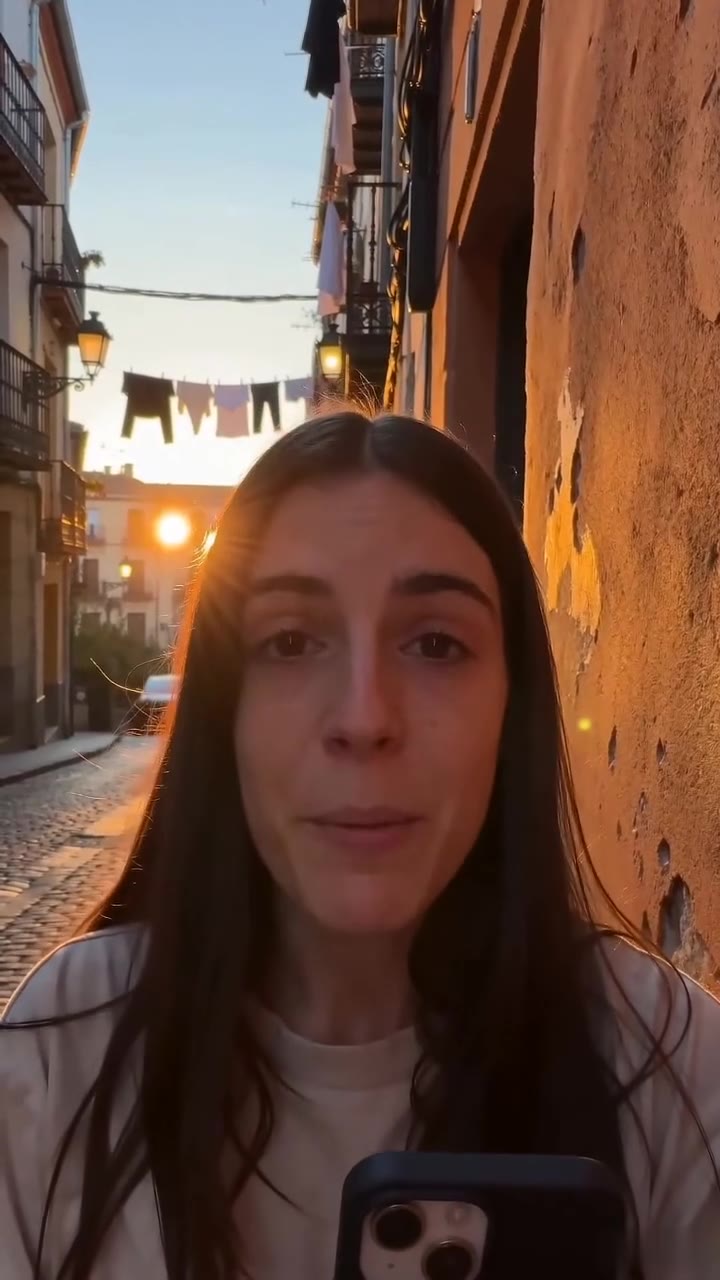 La terrible verdad tras el hombre que me arrojó por las escaleras sin piedad
