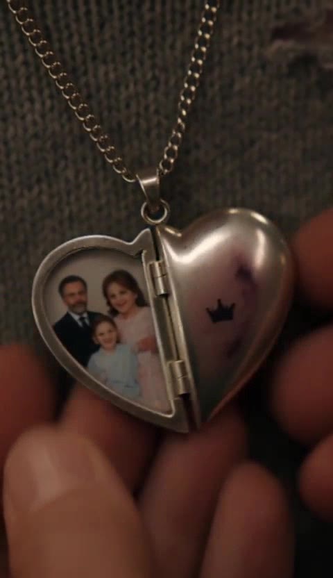 The Locket That Revealed a Billionaire's Hidden Daughter