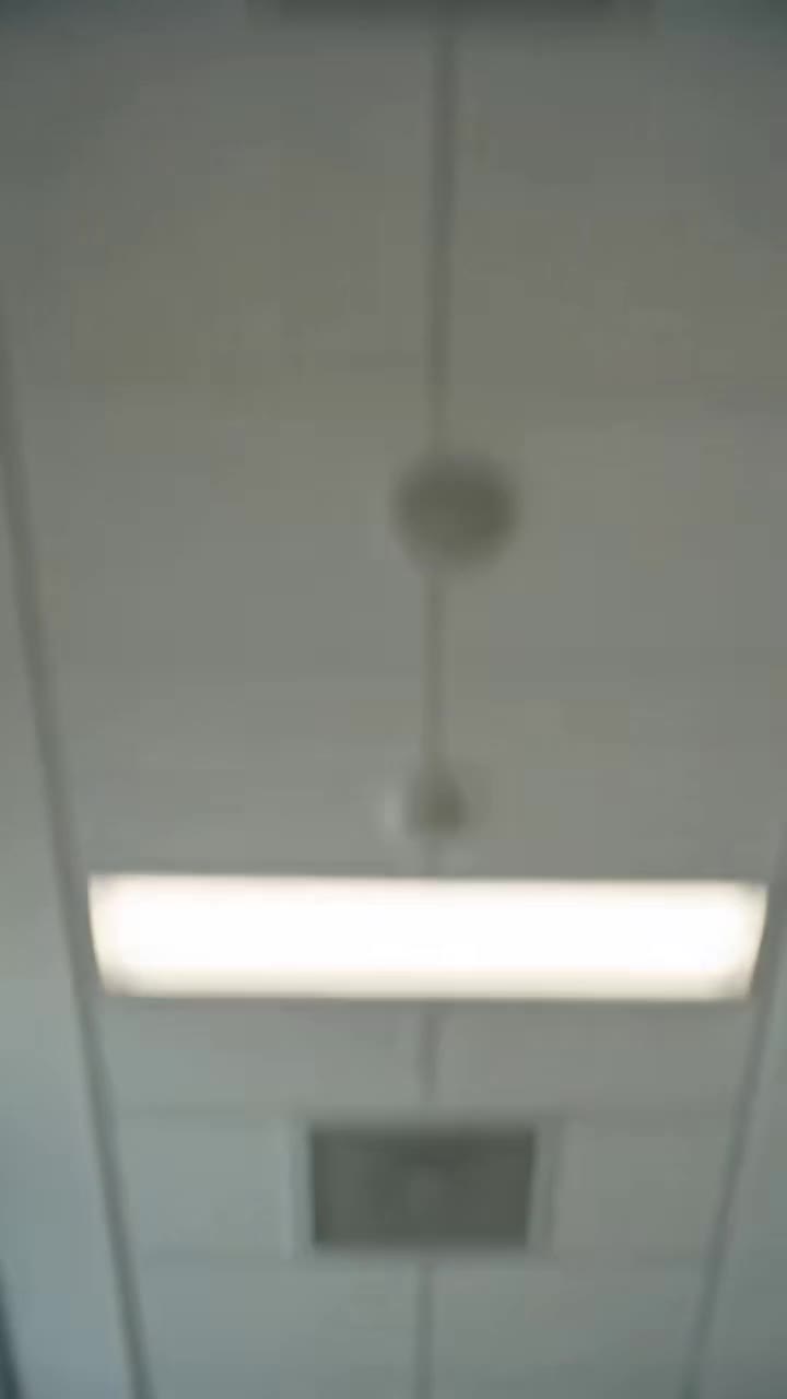 El médico arrogante me echó de mi propio hospital sin saber quién era yo realmente