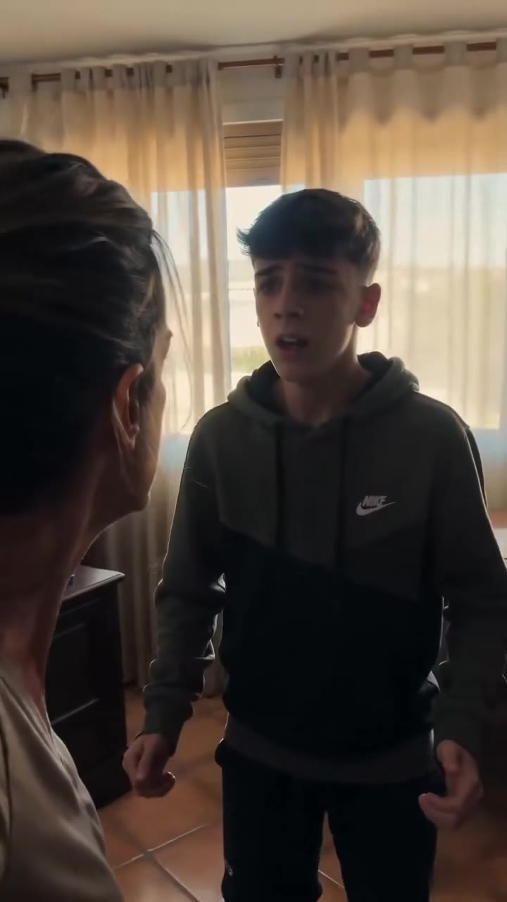 Mi esposa humilló a mi anciana madre y desató una verdad devastadora