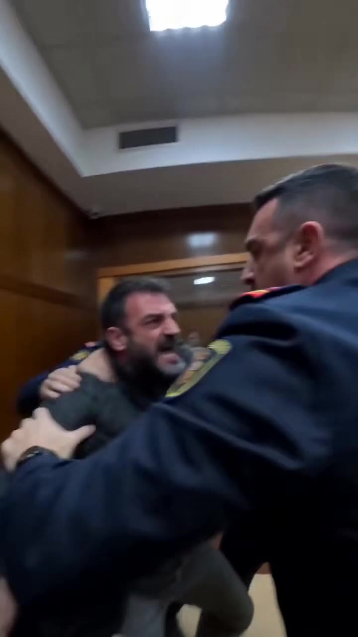 Mi esposo me defendió en el juicio, pero la agresora reveló su peor secreto