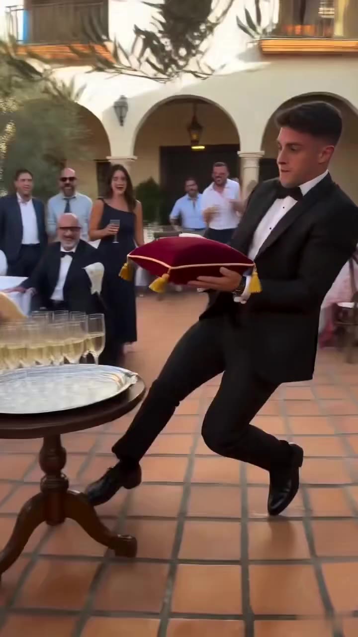 Mi propia hermana me humilló en su boda, pero mi revelación destruyó su matrimonio