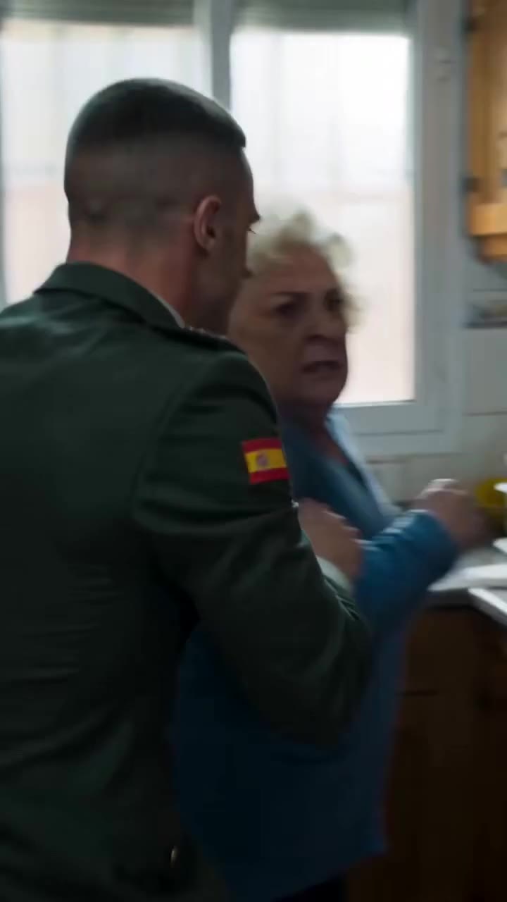 Mi suegra me maltrataba en secreto, pero mi esposo militar regresó justo a tiempo