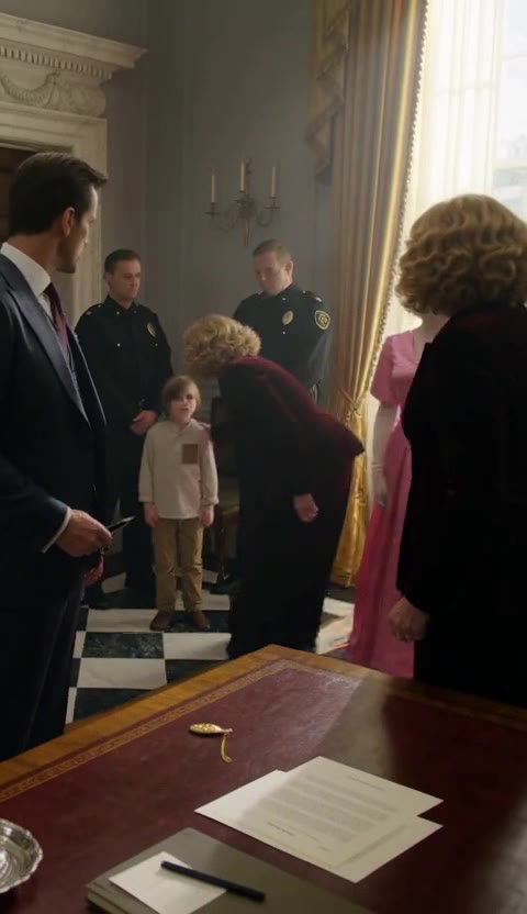 The Orphan's Tiny Finger Exposed the Fake Heiress and a Hidden Royal Secret