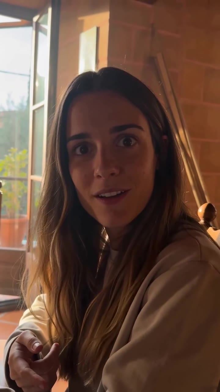 Mi prometida humilló a mi abuela sin saber que la casa le pertenecía a ella