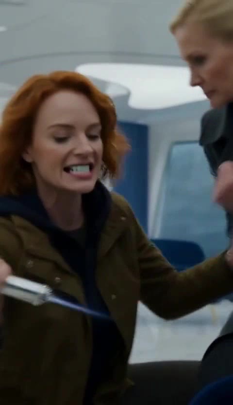Rich Doctor Mocks Muddy Dr. Bennett At Airport — Then A Snakebite Turns Her World Upside Down!