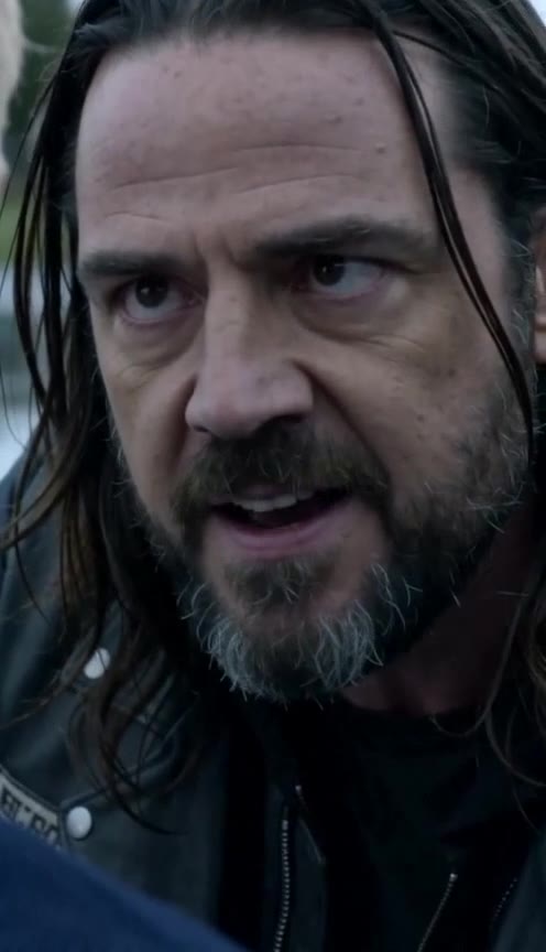A Rugged Biker Intervened in a Schoolyard Fight and Uncovered a Hidden Family Truth